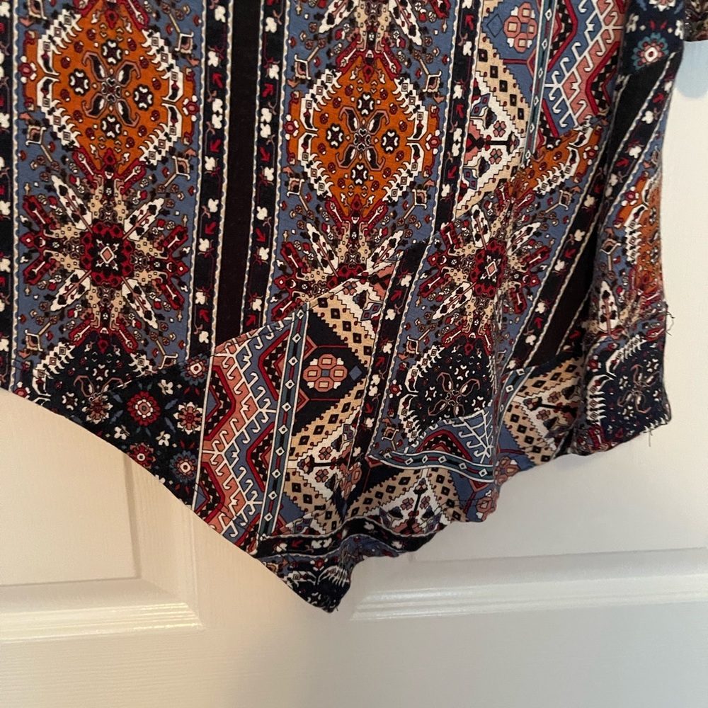 Bohemian Patterned Women's Top - Picture 2 of 5